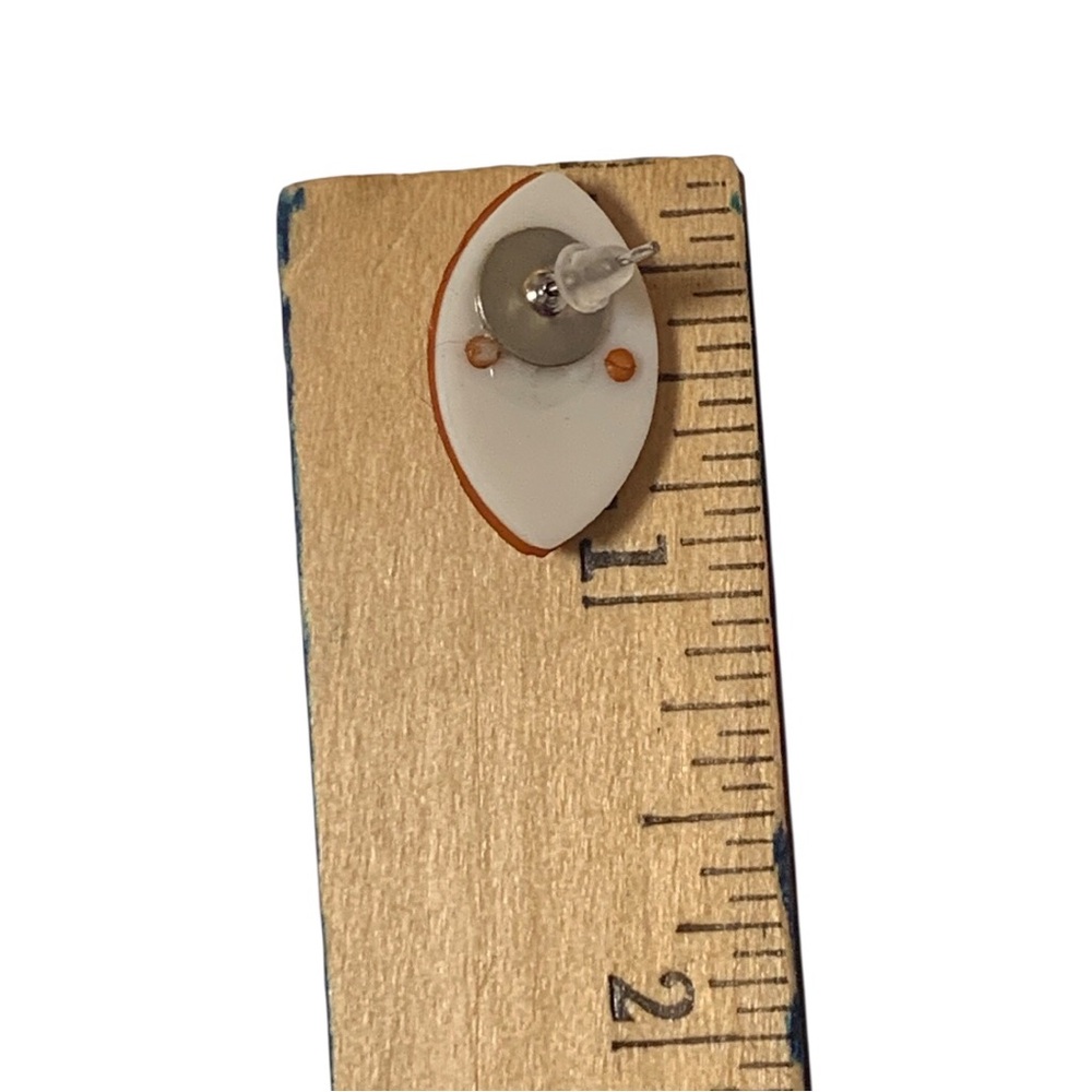 Vintage football stud earrings - Picture 3 of 5